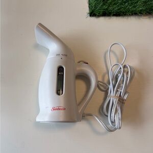 Sunbeam Handheld Travel Steamer - White